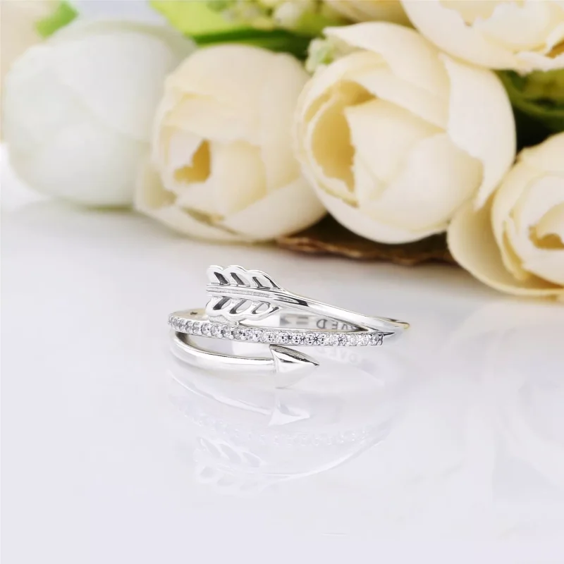 (immagine per) Anello Freccia d'Amore Scintillante - PANDORA - Visualizza 3