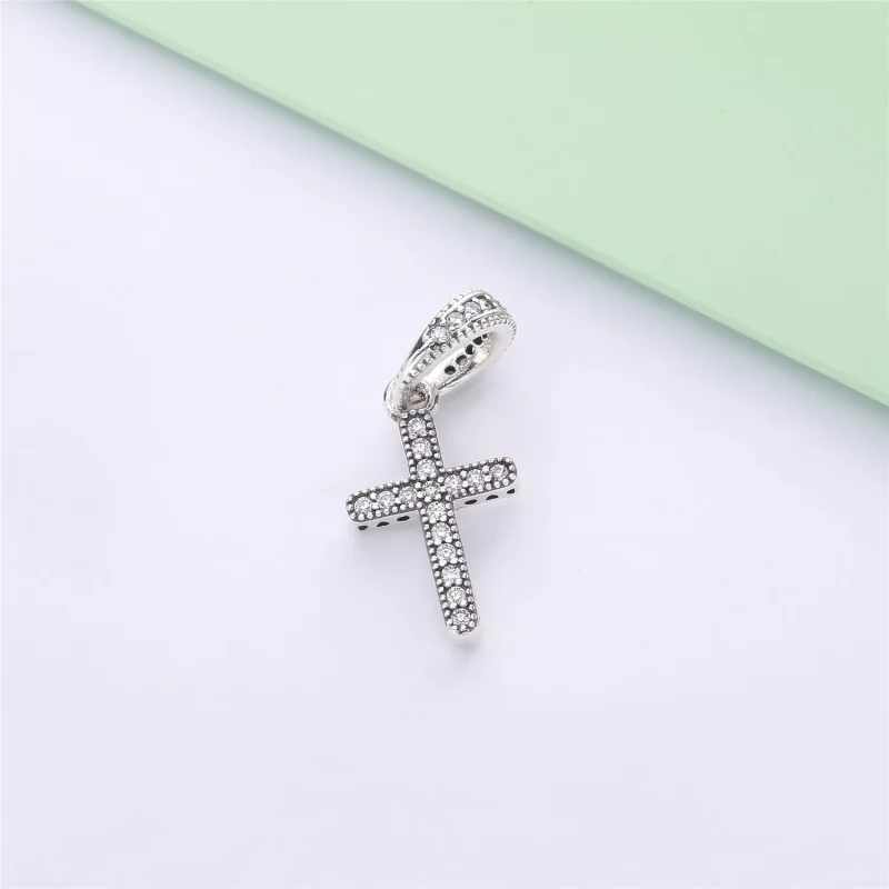 (immagine per) Pendente Croce Scintillante - PANDORA - Visualizza 3