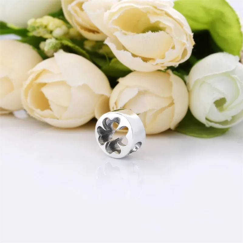 (immagine per) Charm Openwork Quadrifoglio - PANDORA - Visualizza 3