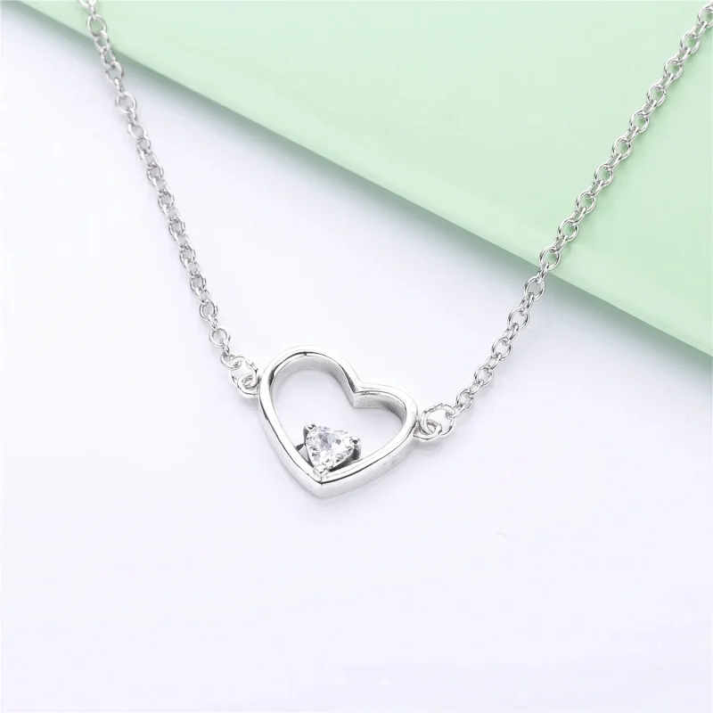 (immagine per) Collana con pendente Cuore Asimmetrici Luminosi - PANDORA - Visualizza 2