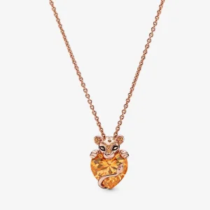 Collana PANDORA con pendente Cuore e leonessa scintillante 388068CZM (immagine per) Collana PANDORA con pendente Cuore e leonessa scintillante 388068CZM