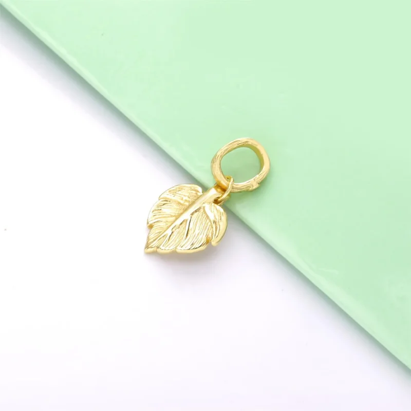 (immagine per) Pendente PANDORA Foglia 368251CZ - Visualizza 4