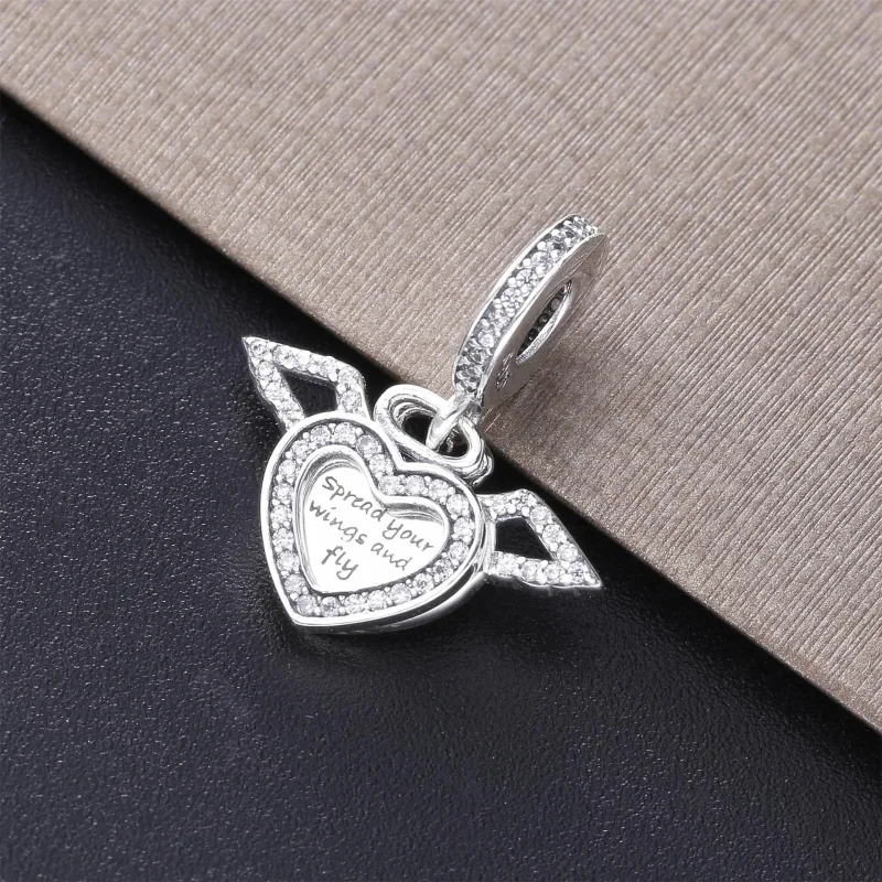 (immagine per) Collana Ali d’angelo con cuore in pavé - 398505C01-45 - Visualizza 2