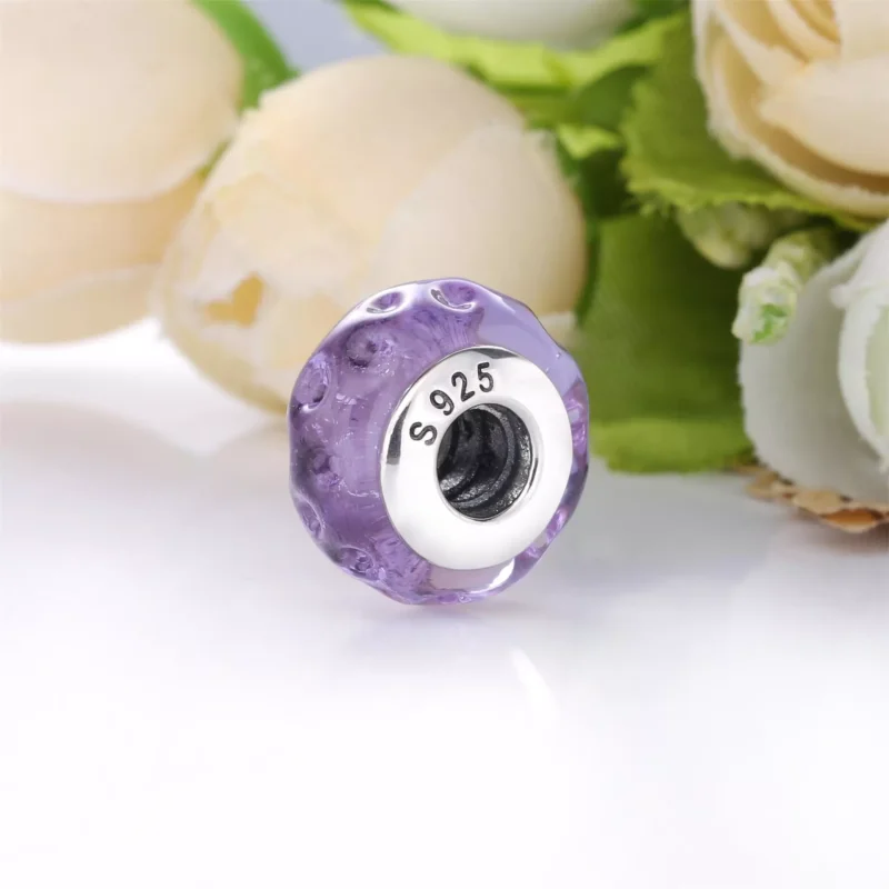 (immagine per) Charm in vetro di Murano color lavanda con onde - 798875C00 - Visualizza 4