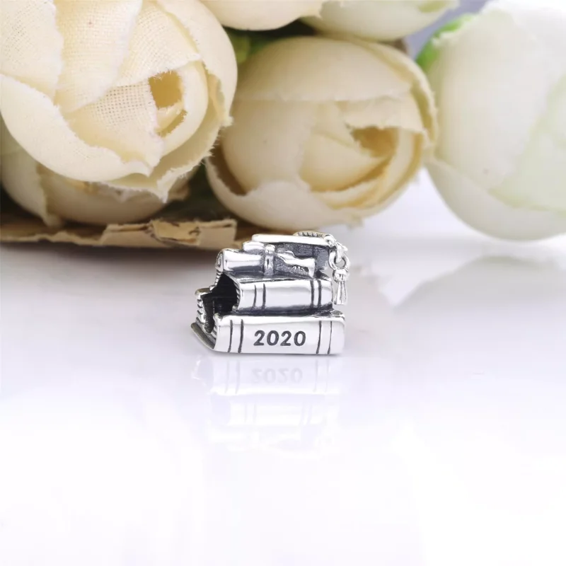 (immagine per) Charm Laurea 2020 - 798910C00 - Visualizza 2