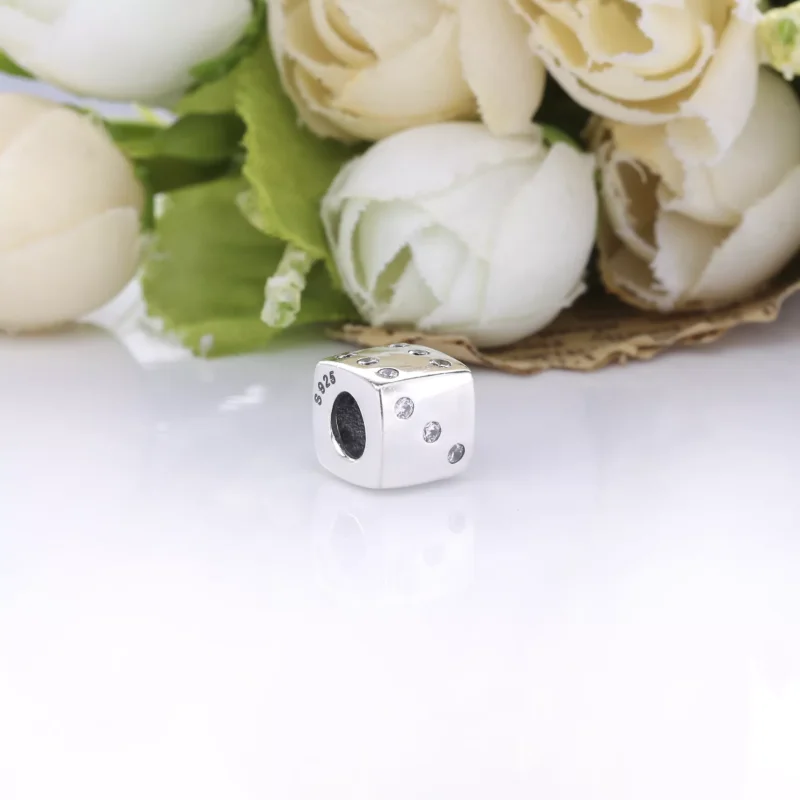 (immagine per) Charm PANDORA Dado in argento - 790116 - Visualizza 3
