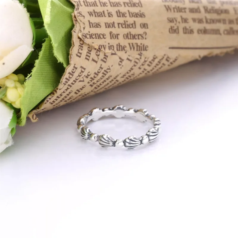 (immagine per) Anello PANDORA a fascia conchiglie con sfere - 198943C00 - Visualizza 4