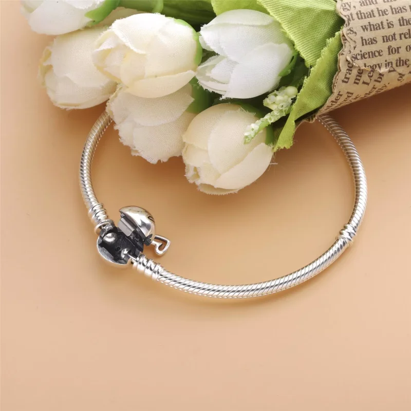 (immagine per) Bracciale rigido con chiusura a cuore pandora moments - 598891C00 - Visualizza 3