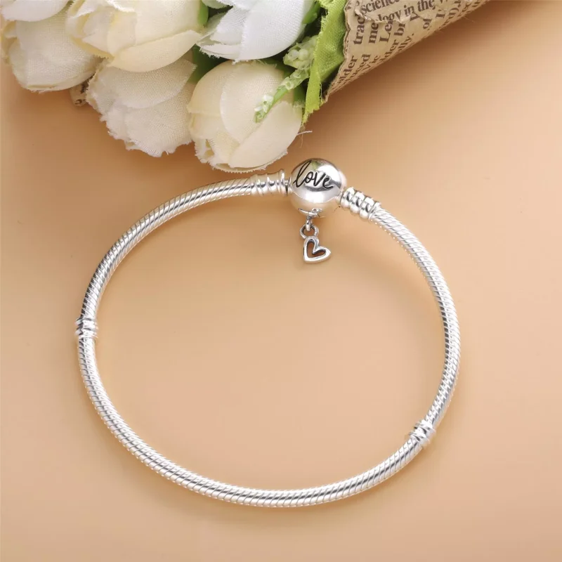 (immagine per) Bracciale rigido con chiusura a cuore pandora moments - 598891C00 - Visualizza 4