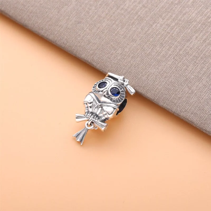 (immagine per) Charm PANDORA Gufo saggio per la laurea - 798907C01 - Visualizza 2