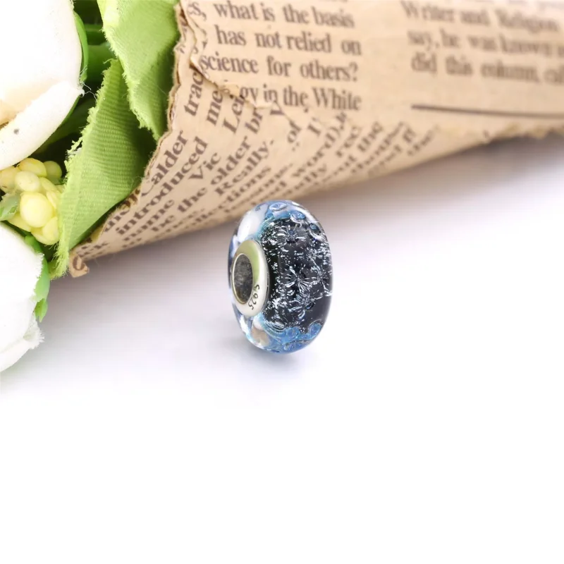 (immagine per) Charm PANDORA oceano in vetro di murano blu scuro - 798938C00 - Visualizza 2