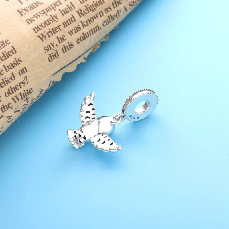 (immagine per) Harry Potter, Charm pendente PANDORA La civetta Edvige - 799123C01 - Visualizza 3