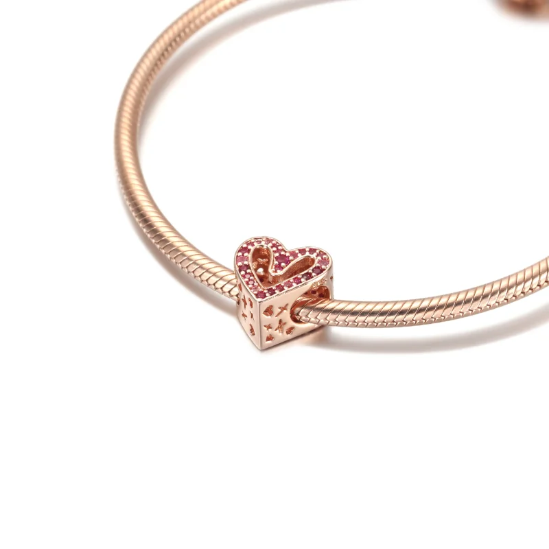 (immagine per) Charm Pandora cuore a mano libera rosa rubino scintillante - 788692C02 - Visualizza 5