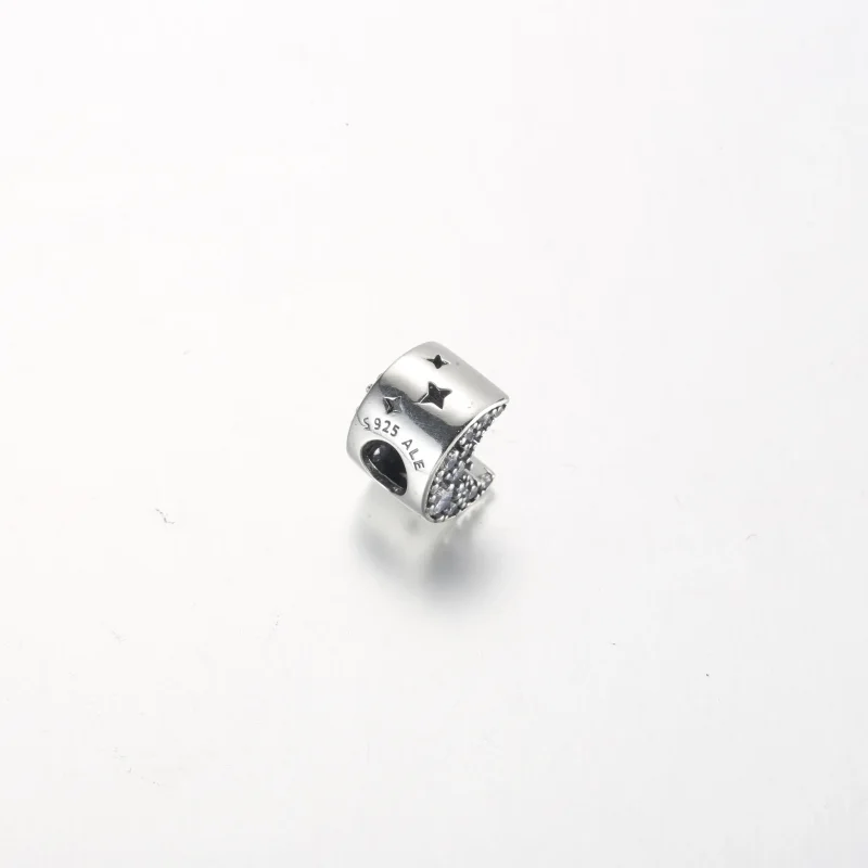 (immagine per) Pandora Charm a forma di mezzaluna scintillante - 792768C01 - Visualizza 3