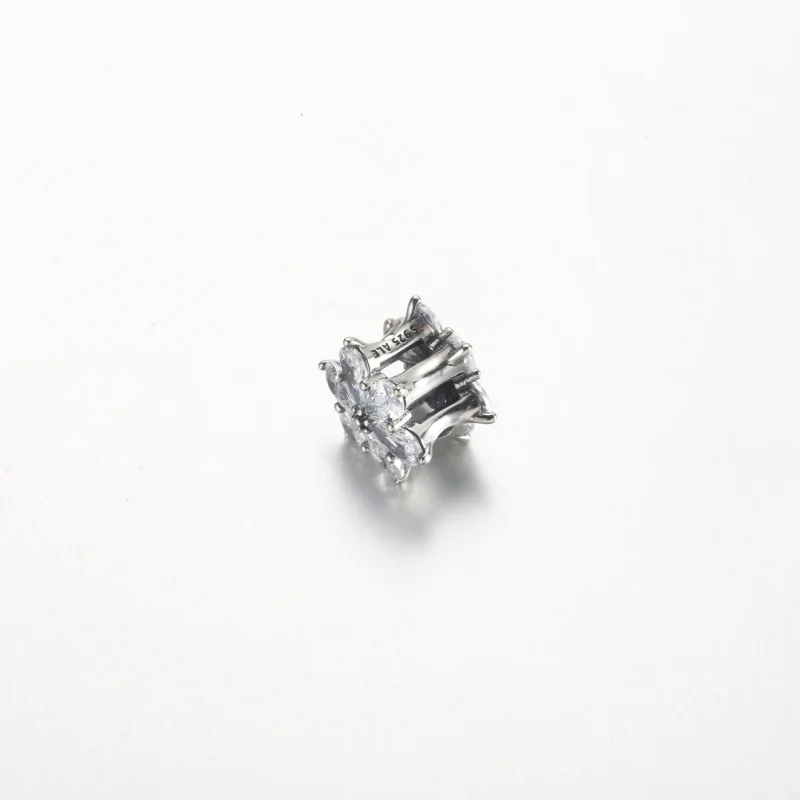 (immagine per) Pandora Charm Cluster Sparkling Herbarium - 792623C01 - Visualizza 5