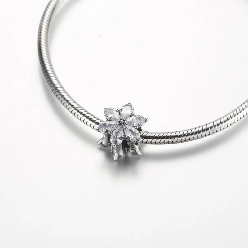 (immagine per) Pandora Charm Cluster Sparkling Herbarium - 792623C01 - Visualizza 7