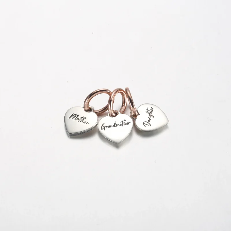 (immagine per) Pandora Charm Splittable a Tre Livelli Generazione Famiglia di Cuori in Due Tona - Visualizza 2