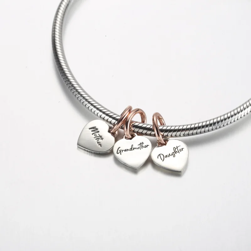 (immagine per) Pandora Charm Splittable a Tre Livelli Generazione Famiglia di Cuori in Due Tona - Visualizza 6