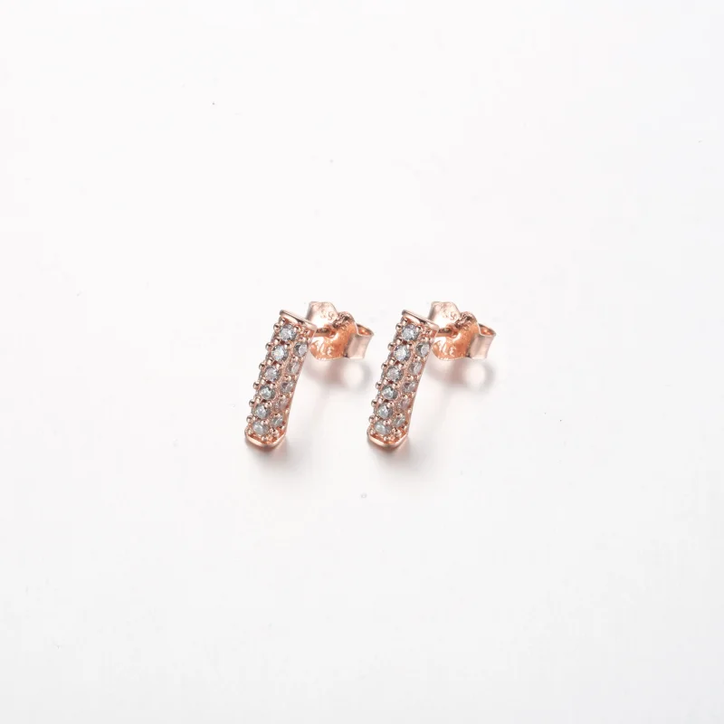 (immagine per) Pandora Orecchini a barretta singola con pavé Timeless - 262626C01 - Visualizza 2