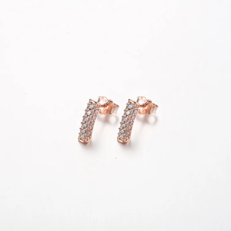 (immagine per) Pandora Orecchini a barretta singola con pavé Timeless - 262626C01 - Visualizza 3