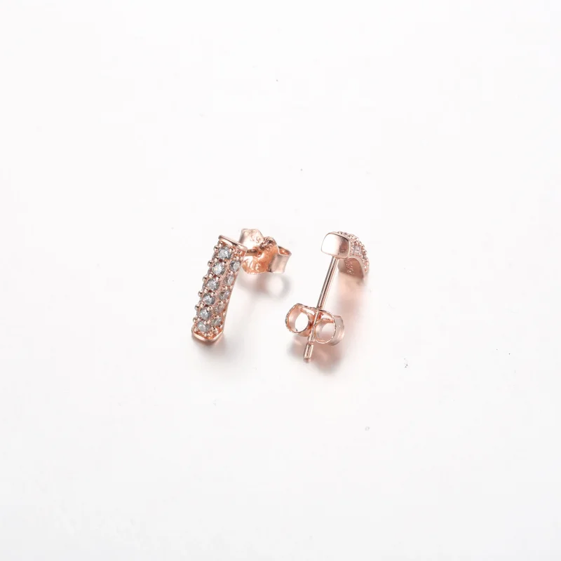 (immagine per) Pandora Orecchini a barretta singola con pavé Timeless - 262626C01 - Visualizza 4