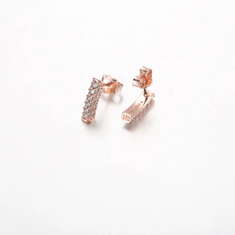 (immagine per) Pandora Orecchini a barretta singola con pavé Timeless - 262626C01 - Visualizza 6