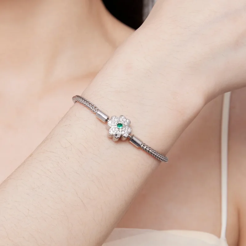 (immagine per) Braccialetto a catena con quadrifoglio fortunato in zircone verde, stile Pandora - Visualizza 7