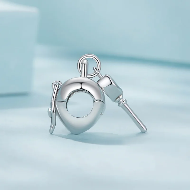 (immagine per) Charm a forma di chiave con lucchetto a forma di cuore in stile Pandora - SCC258 - Visualizza 3
