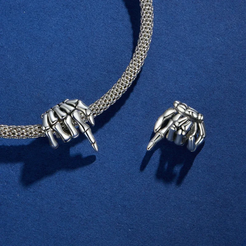 (immagine per) Charm a forma di mano scheletrica di stile Pandora - BSC909 - Visualizza 4