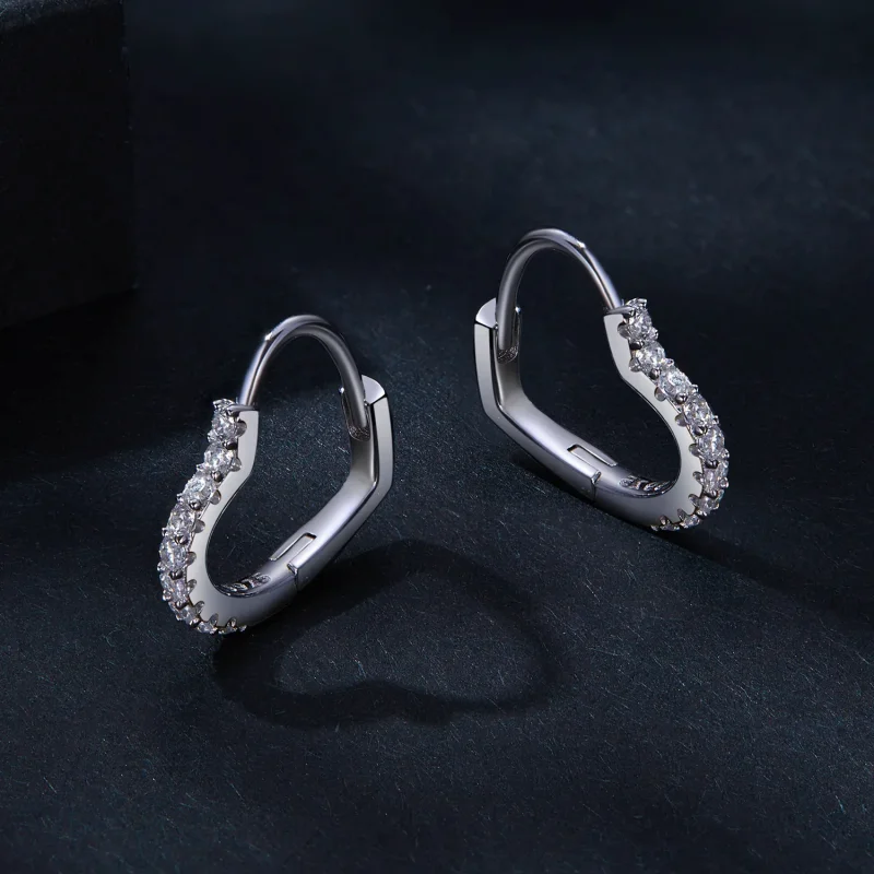 (immagine per) Orecchini a cerchio a forma di cuore in stile Pandora con Moissanite (Un Certifi - Visualizza 3