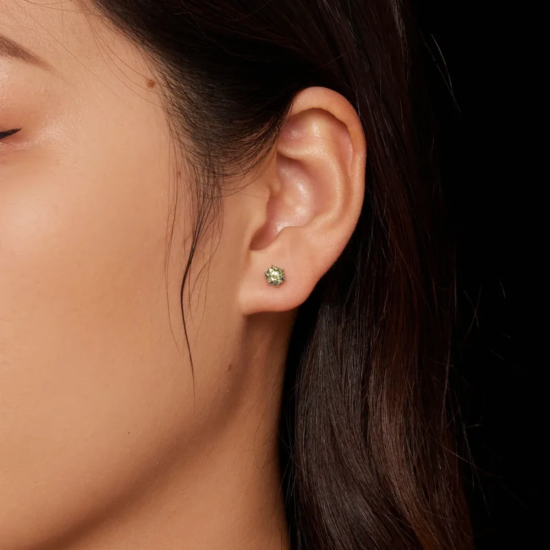 (immagine per) Orecchini a perno in stile Pandora con zaffiri moissanite smeraldo - MSE025-SGN - Visualizza 4