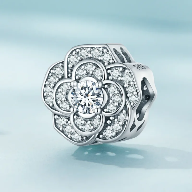 (immagine per) Pandora Stile Camelia Charm - SCC2493 - Visualizza 2