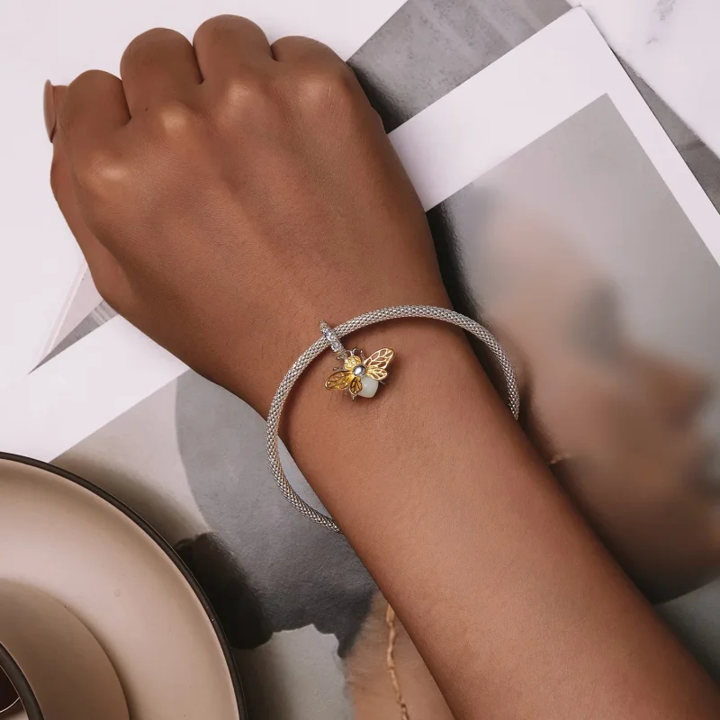 (immagine per) Pendente a forma di ape Pandora Style che brilla al buio - SCC2616 - Visualizza 5
