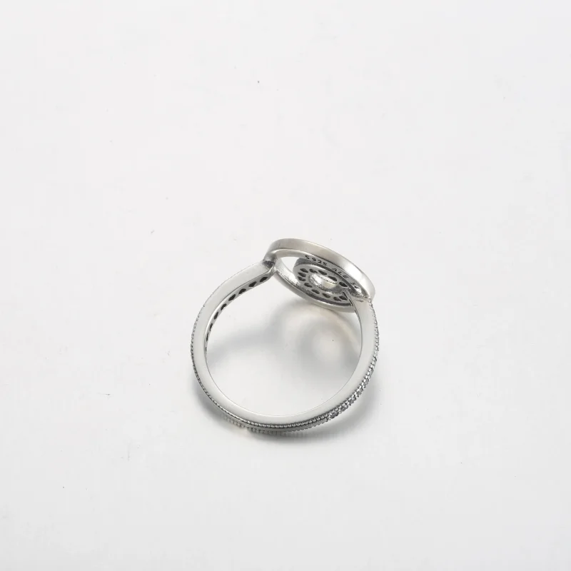 (immagine per) Anello con pavé di cerchi con logo Pandora - 192316C01 - Visualizza 4