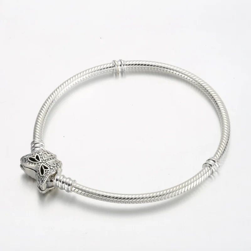 (immagine per) Bracciale Pandora Moments con catena a forma di serpente e chiusura a farfalla - - Visualizza 3