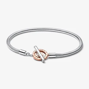 (immagine per) Bracciale Pandora Moments con catena a serpente con logo bicolore e barra a T - 582309C00