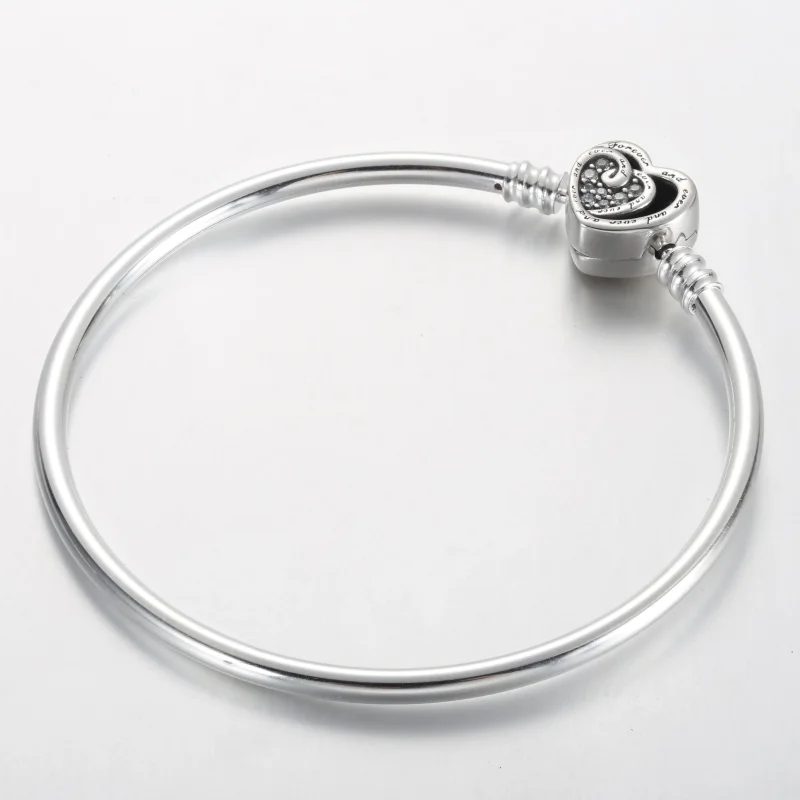 (immagine per) Bracciale rigido Pandora Moments con chiusura a cuori infiniti intrecciati - 591 - Visualizza 2