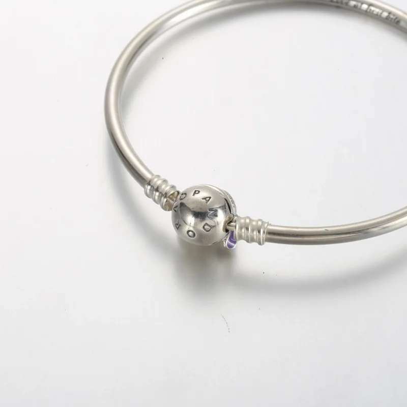 (immagine per) Bracciale rigido Pandora Moments Disney Stitch con chiusura mordace - 591683C01 - Visualizza 4