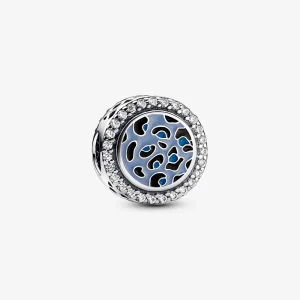 Charm PANDORA in argento sterling con stampa leopardo blu - 792016CZ_E024 (immagine per) Charm PANDORA in argento sterling con stampa leopardo blu - 792016CZ_E024