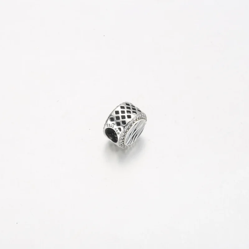 (immagine per) Charm PANDORA in argento sterling con stampa zebrata - 792016CZ_E025 - Visualizza 3