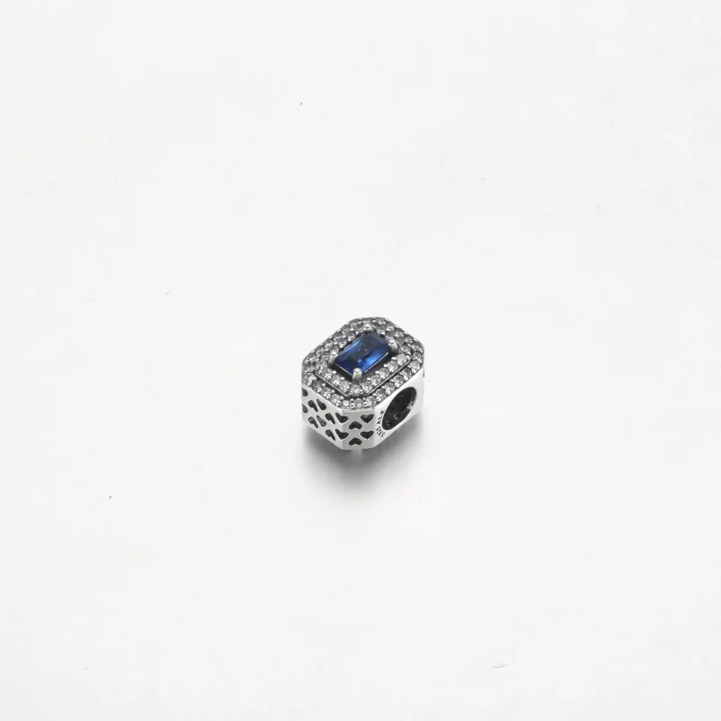(immagine per) Charm PANDORA rettangolare livellato blu scintillante - 792385c01 - Visualizza 2