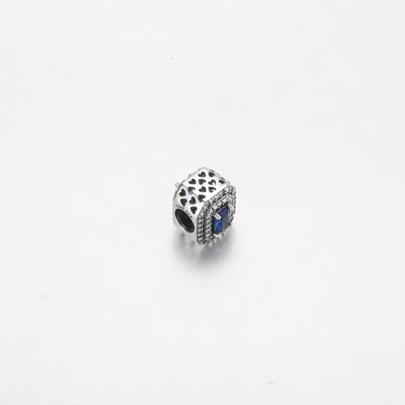 (immagine per) Charm PANDORA rettangolare livellato blu scintillante - 792385c01 - Visualizza 3