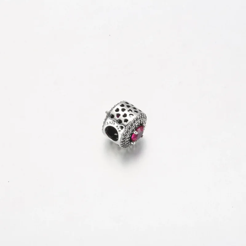 (immagine per) Charm PANDORA rotondo livellato rosso scintillante - 792418c01 - Visualizza 2