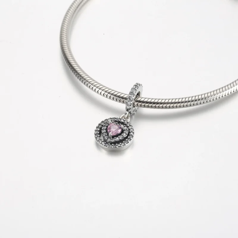 (immagine per) Charm pendente PANDORA a forma di cuore con doppia aureola scintillante - 791476 - Visualizza 4