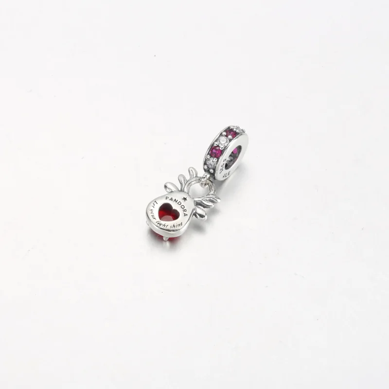 (immagine per) Charm pendente PANDORA di Murano con renna dal naso rosso - 792330C01 - Visualizza 3