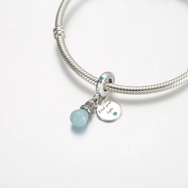 (immagine per) Charm pendente PANDORA doppio con lampadina che si illumina al buio - 791123C01 - Visualizza 4
