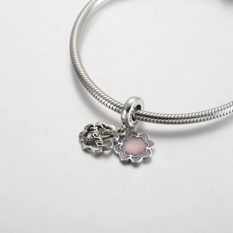 (immagine per) Charm pendente PANDORA doppio dell'amicizia con quadrifoglio - 792245C01 - Visualizza 4