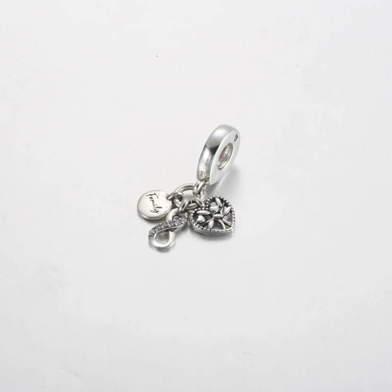 (immagine per) Charm pendente PANDORA triplo infinito della famiglia - 792201C01 - Visualizza 2