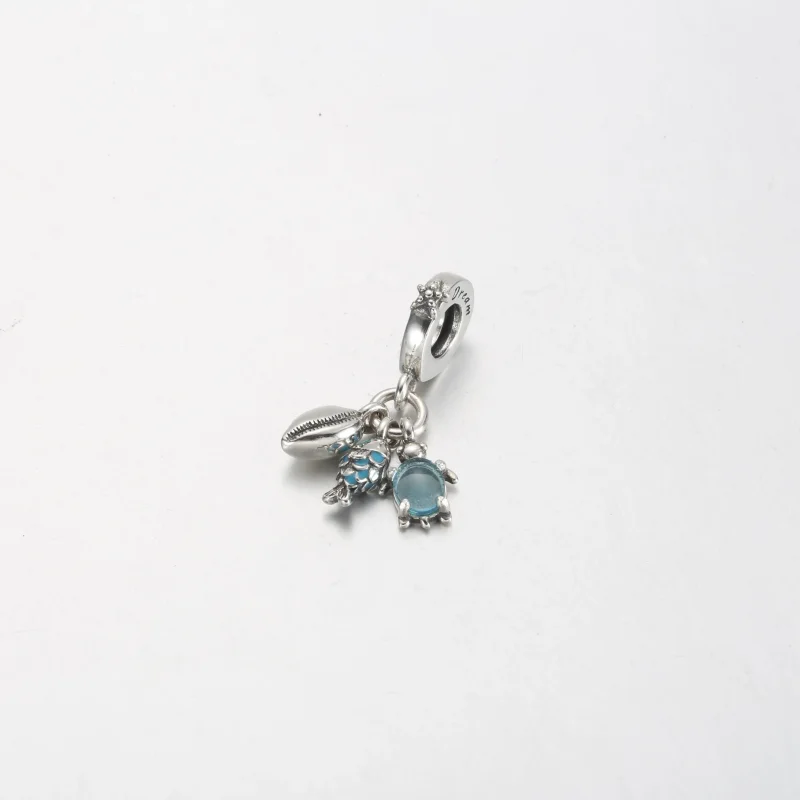 (immagine per) Charm pendente PANDORA triplo pesce, tartaruga marina e conchiglia - 791697C01 - Visualizza 2
