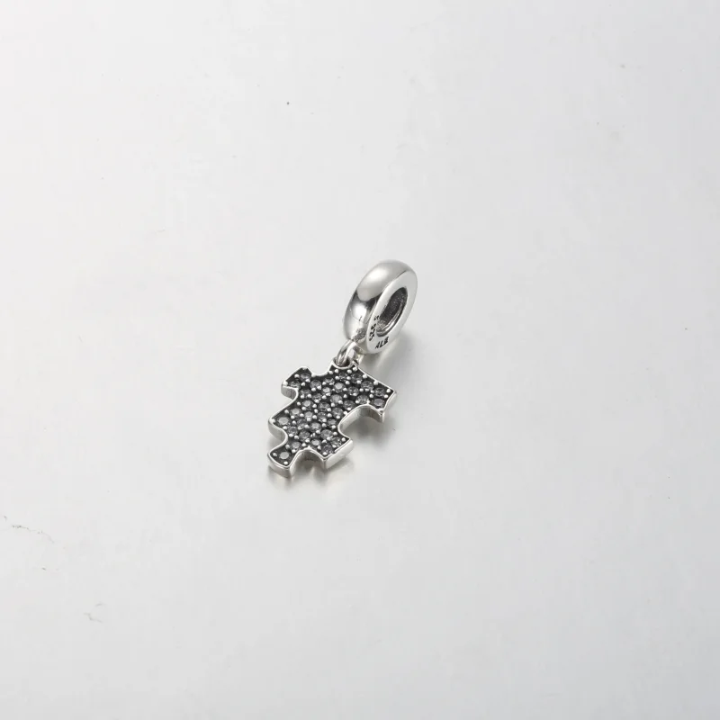 (immagine per) Charm scintillante con pezzo di puzzle - 792241C01 - Visualizza 2